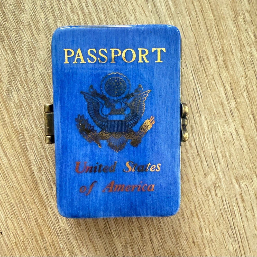 Vintage PHB American Passport Porcelain Hinged Trinket Box,‎ Blue Gold